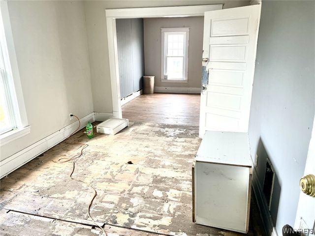 1113 Main Street, Niagara Falls, NY 14301