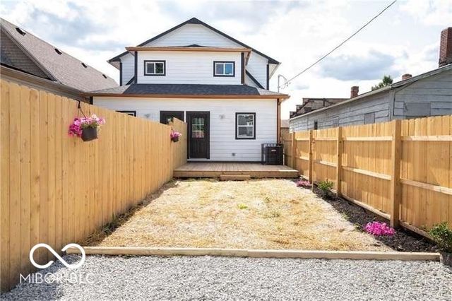 1743 S Meridian Street, Indianapolis, IN 46225