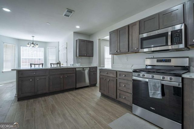 6715 Manor Creek Drive, Douglasville, GA 30135