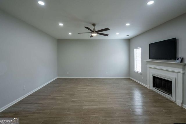 6715 Manor Creek Drive, Douglasville, GA 30135