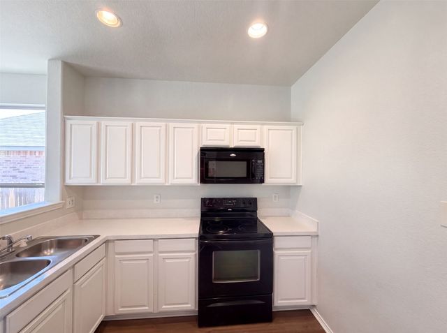 5928 Deck House Road, Fort Worth, TX 76179