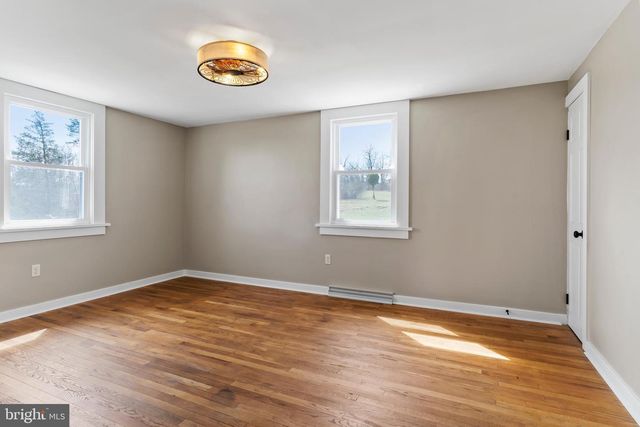 160 WERTZ RUN RD, Carlisle, PA 17013