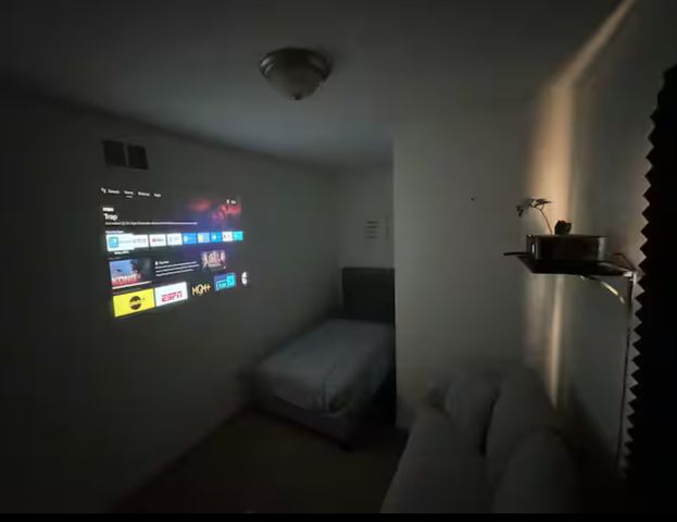 8813 S Euclid Avenue, Chicago, IL 60617