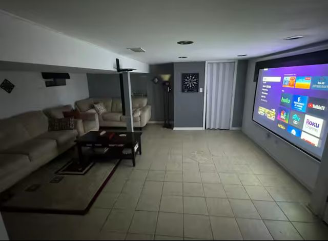 8813 S Euclid Avenue, Chicago, IL 60617