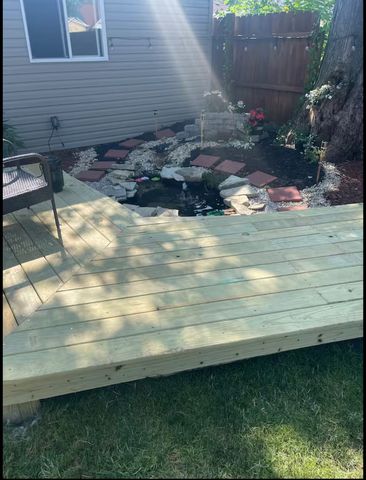 8813 S Euclid Avenue, Chicago, IL 60617