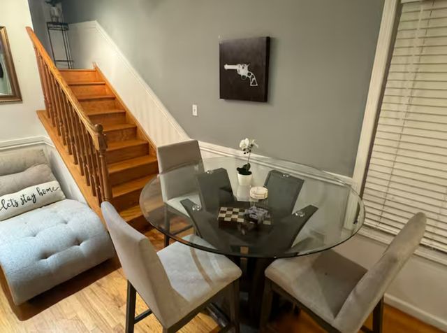 8813 S Euclid Avenue, Chicago, IL 60617