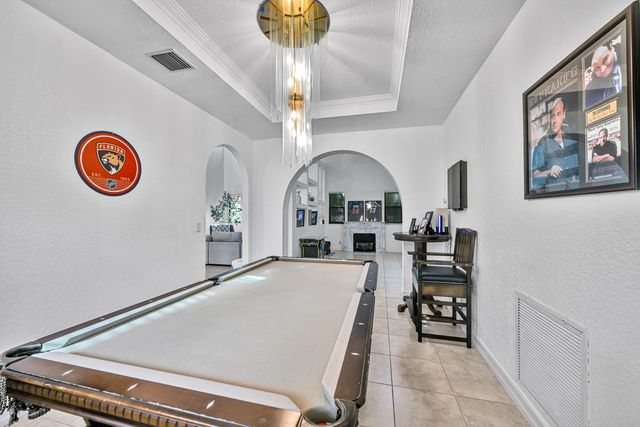 11695 NW 2ND Street, Plantation, FL 33325