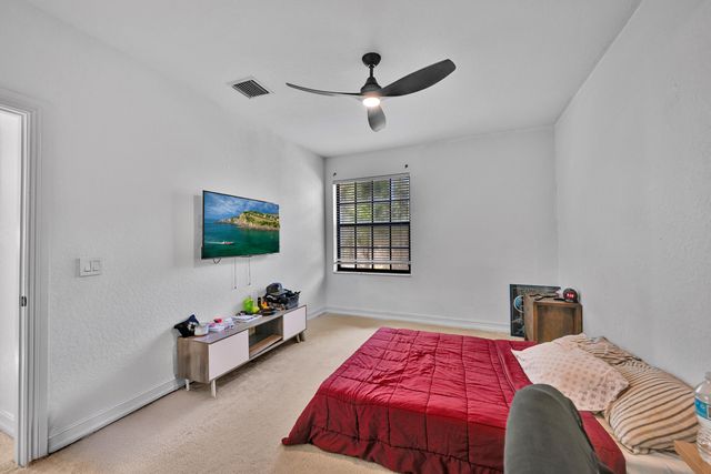 11695 NW 2ND Street, Plantation, FL 33325