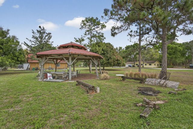 749 W Rambling Drive, Wellington, FL 33414