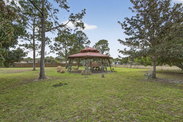 749 W Rambling Drive, Wellington, FL 33414