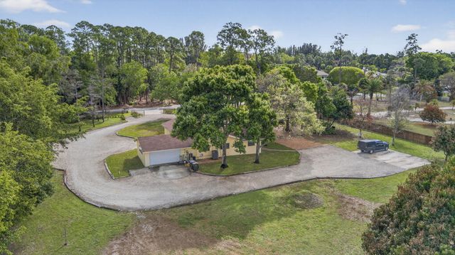 749 W Rambling Drive, Wellington, FL 33414