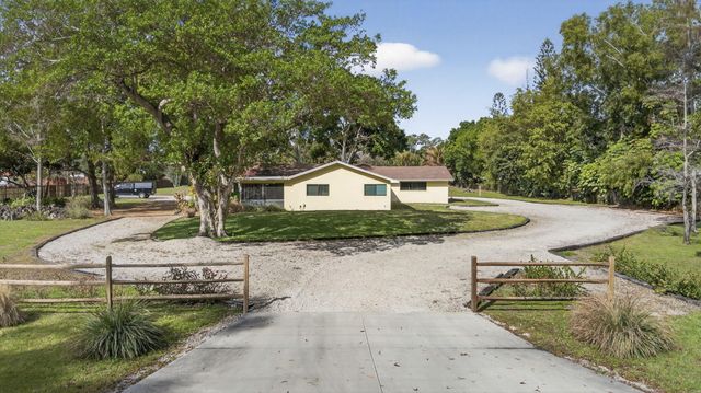 749 W Rambling Drive, Wellington, FL 33414