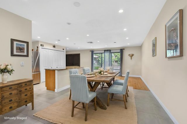 749 W Rambling Drive, Wellington, FL 33414