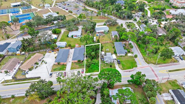 COLONIA LANE, Nokomis, FL 34275