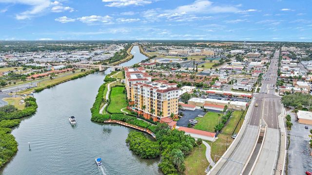 COLONIA LANE, Nokomis, FL 34275