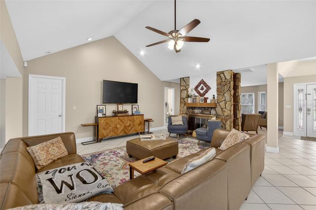 133 BARRINGTON DRIVE, Brandon, FL 33511