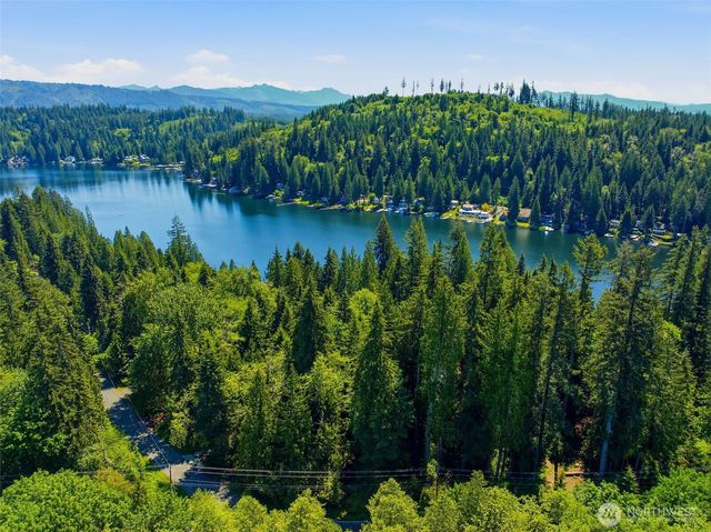 605 SW Lake Roesiger Road, Snohomish, WA 98290