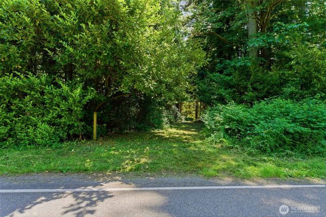 605 SW Lake Roesiger Road, Snohomish, WA 98290