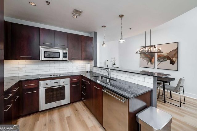 20 10th Street NW 1402, Atlanta, GA 30309