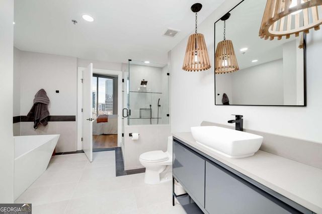 20 10th Street NW 1402, Atlanta, GA 30309