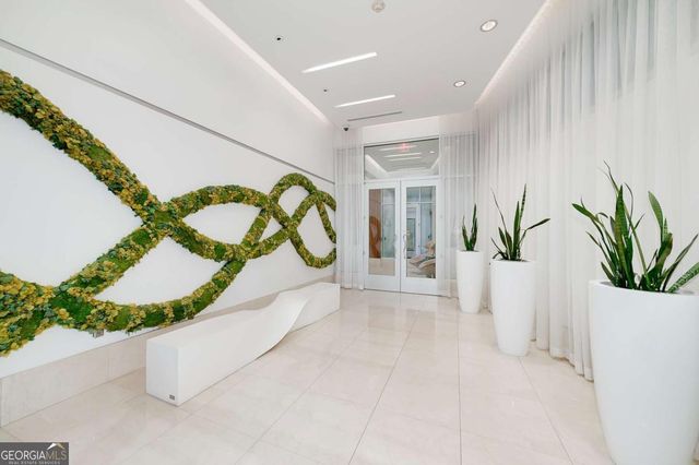 20 10th Street NW 1402, Atlanta, GA 30309