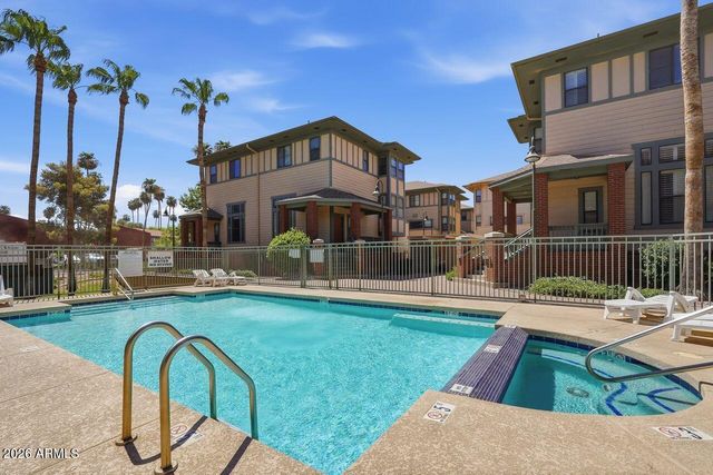 706 S BECK Avenue, Tempe, AZ 85281
