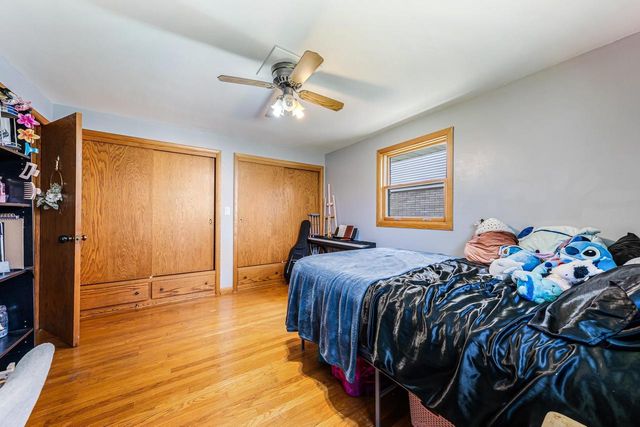 801 BOMIER STREET, De Pere, WI 54115