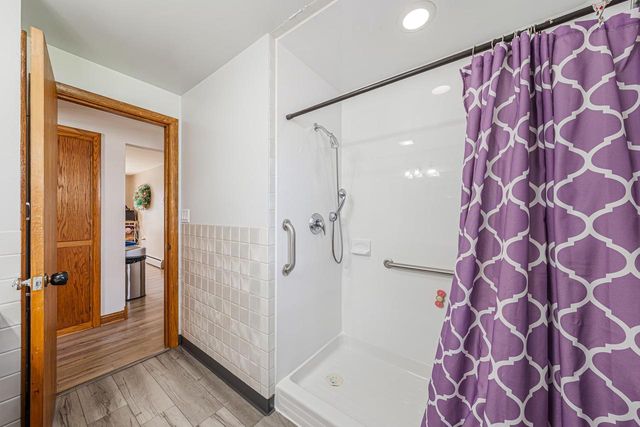 801 BOMIER STREET, De Pere, WI 54115