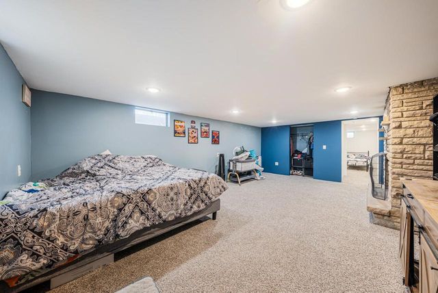 801 BOMIER STREET, De Pere, WI 54115