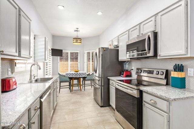 37206 N TRANQUIL Trail 22, Carefree, AZ 85377