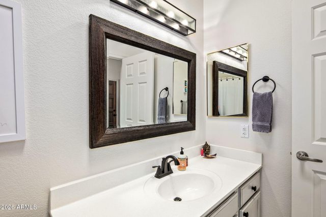 37206 N TRANQUIL Trail 22, Carefree, AZ 85377