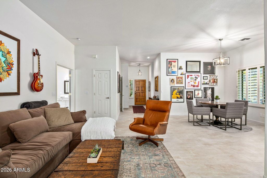 37206 N TRANQUIL Trail 22, Carefree, AZ 85377