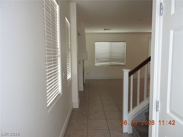 42 Sandy Bunker Lane, Las Vegas, NV 89148