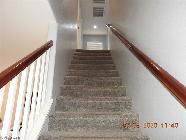 42 Sandy Bunker Lane, Las Vegas, NV 89148