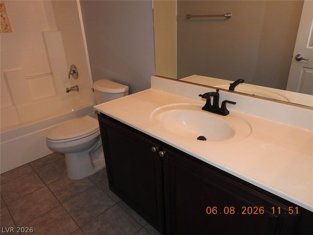 42 Sandy Bunker Lane, Las Vegas, NV 89148
