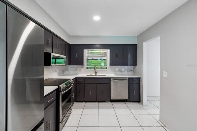 400 E SILVER STAR ROAD, Ocoee, FL 34761