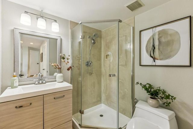 516 Saint Vincent Lane, Foster City, CA 94404