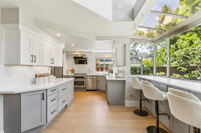 516 Saint Vincent Lane, Foster City, CA 94404