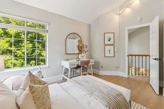 516 Saint Vincent Lane, Foster City, CA 94404