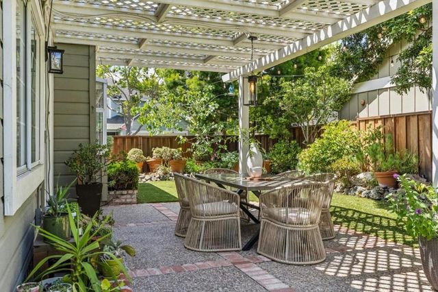 516 Saint Vincent Lane, Foster City, CA 94404