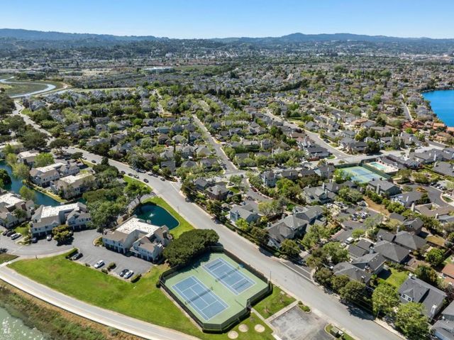 516 Saint Vincent Lane, Foster City, CA 94404