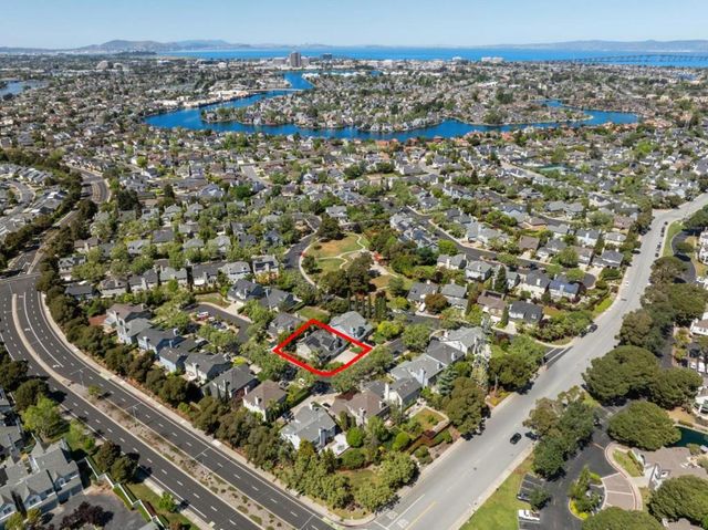 516 Saint Vincent Lane, Foster City, CA 94404