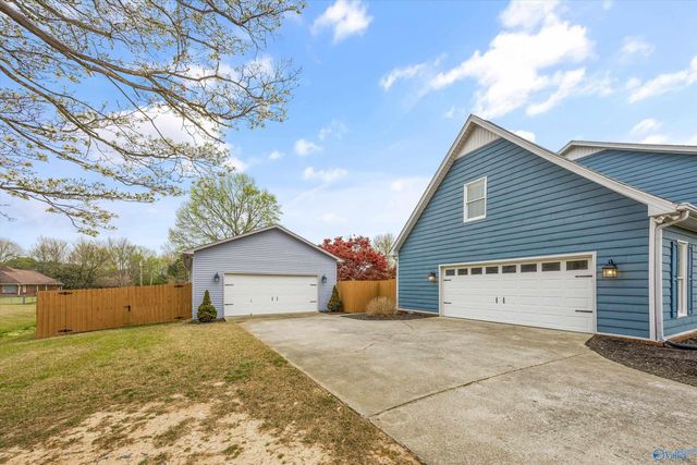 102 Real Road, Harvest, AL 35749