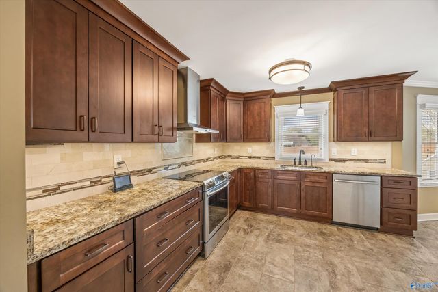 102 Real Road, Harvest, AL 35749