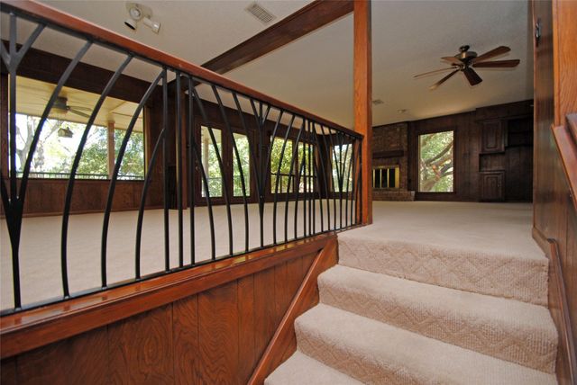 190 Dawns Edge Drive, Conroe, TX 77356