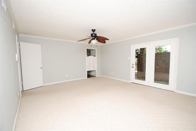 190 Dawns Edge Drive, Conroe, TX 77356