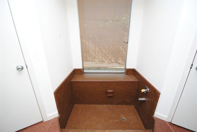 190 Dawns Edge Drive, Conroe, TX 77356