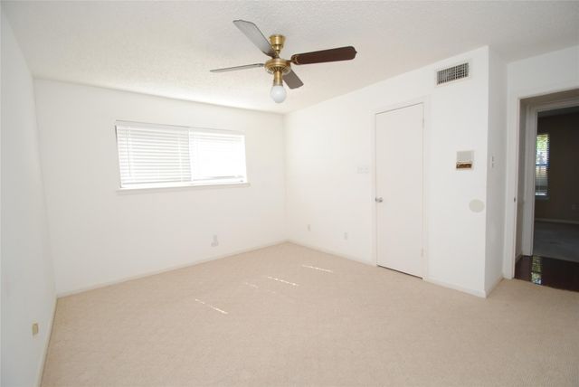 190 Dawns Edge Drive, Conroe, TX 77356