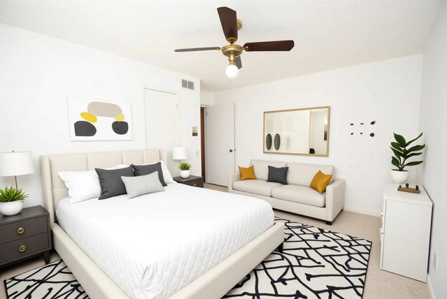 190 Dawns Edge Drive, Conroe, TX 77356