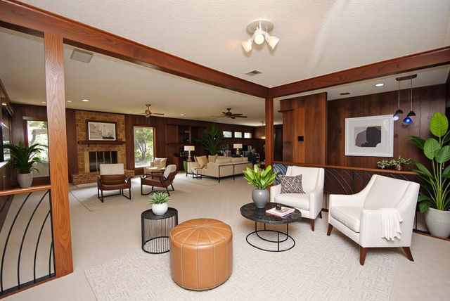 190 Dawns Edge Drive, Conroe, TX 77356